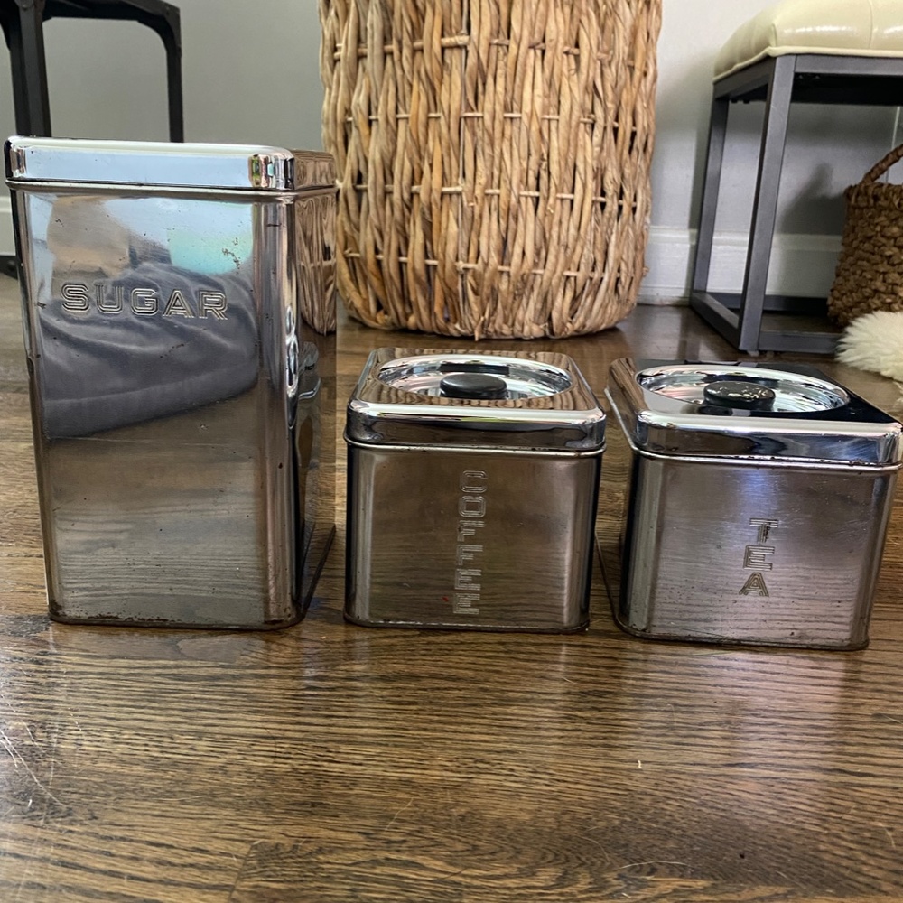 Retro/Vintage Lincoln Beautyware Chrome Canister Set